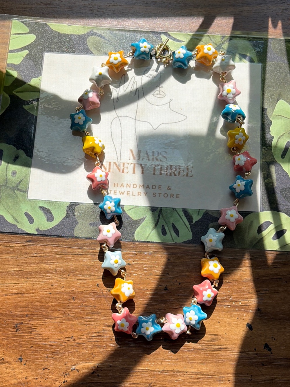 FLOWER PORCELAIN NECKLACE - Picture 2 of 5